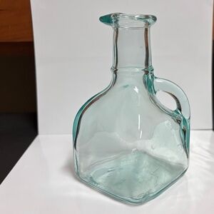 Glass Decanter with Pouring Spout